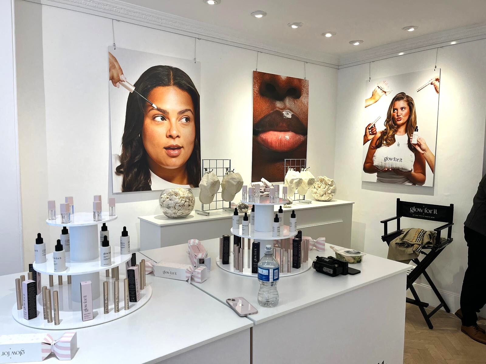 Glow For It London store pop up display by Three Point Design